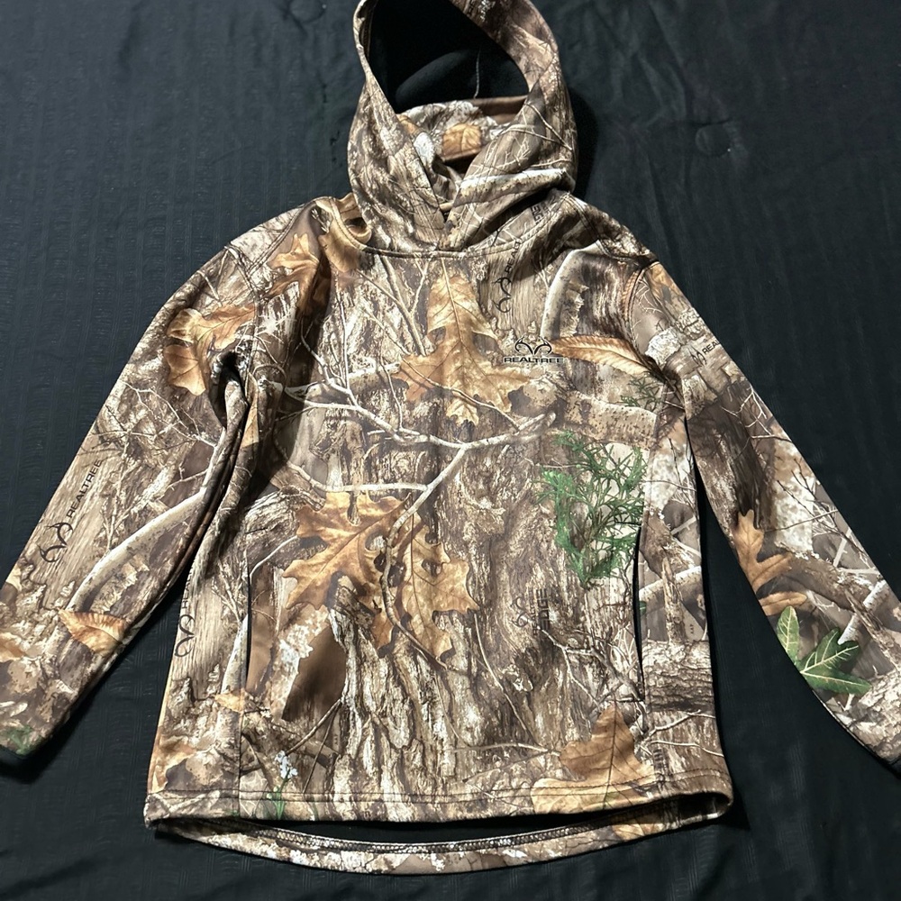 Real tree pullover